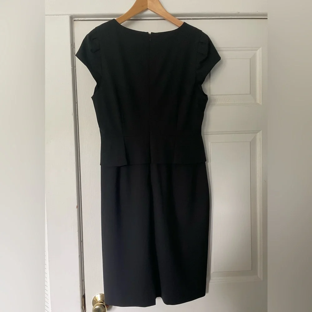 Jcrew Black Suiting Dress Cap Sleeves - Size 12 - Picture 3 of 5